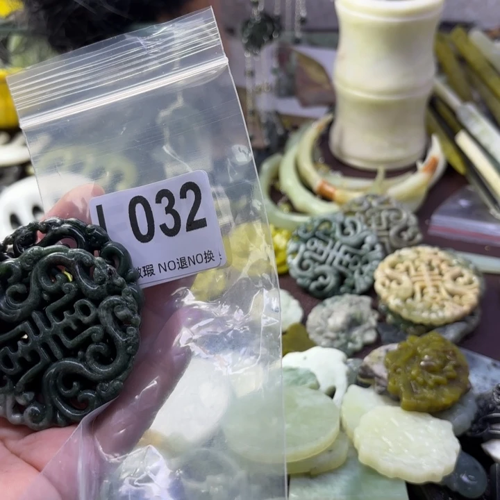 蛇纹石玉发饰合金做****）