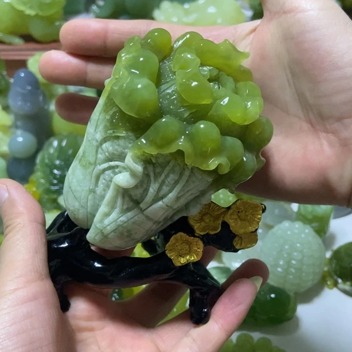 【闪购商品】未镶嵌蛇纹石玉把件