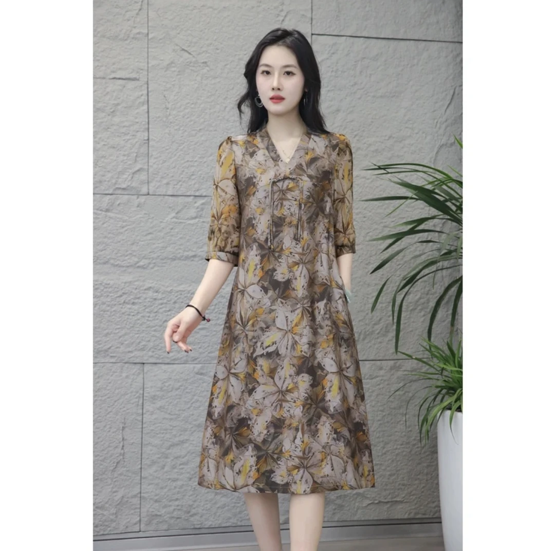 【新款上新】2025新款妈妈连衣裙时尚V领气质显瘦A字优雅减龄2502