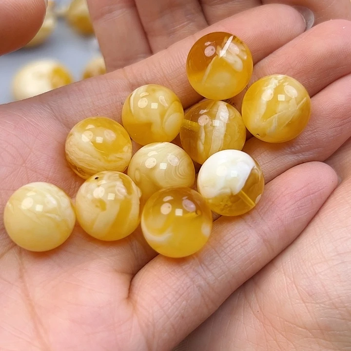 星***成蜜蜡未镶嵌珠宝奇石