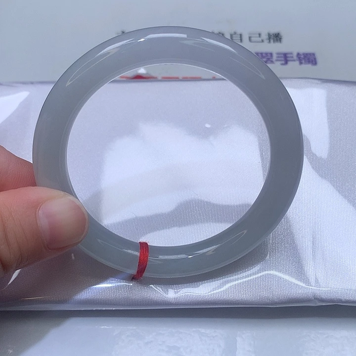未镶嵌手镯翡翠588