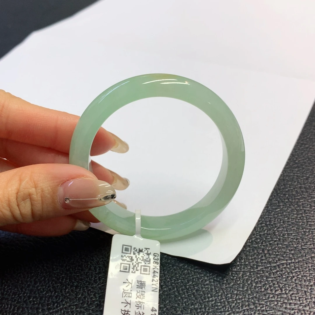 翡翠手镯未镶嵌缅甸翡翠手镯