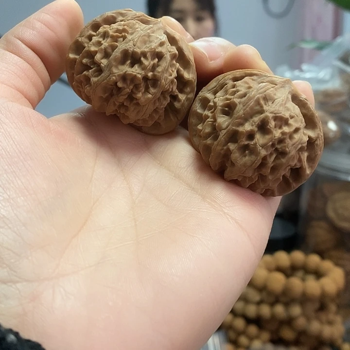 文玩核桃把件42.5宫灯修