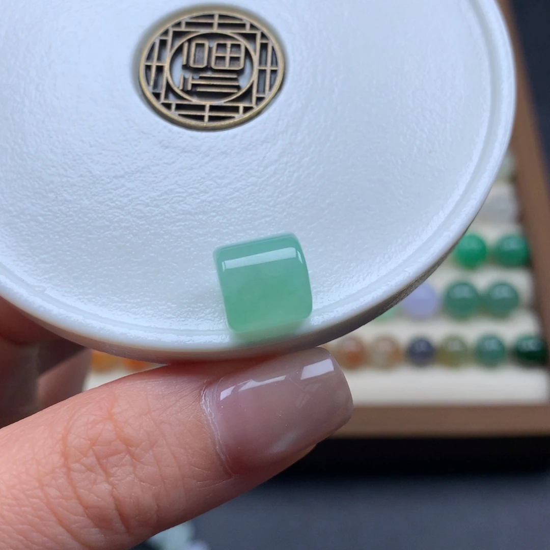 散珠翡翠卡10.3-9.7，冰甜绿