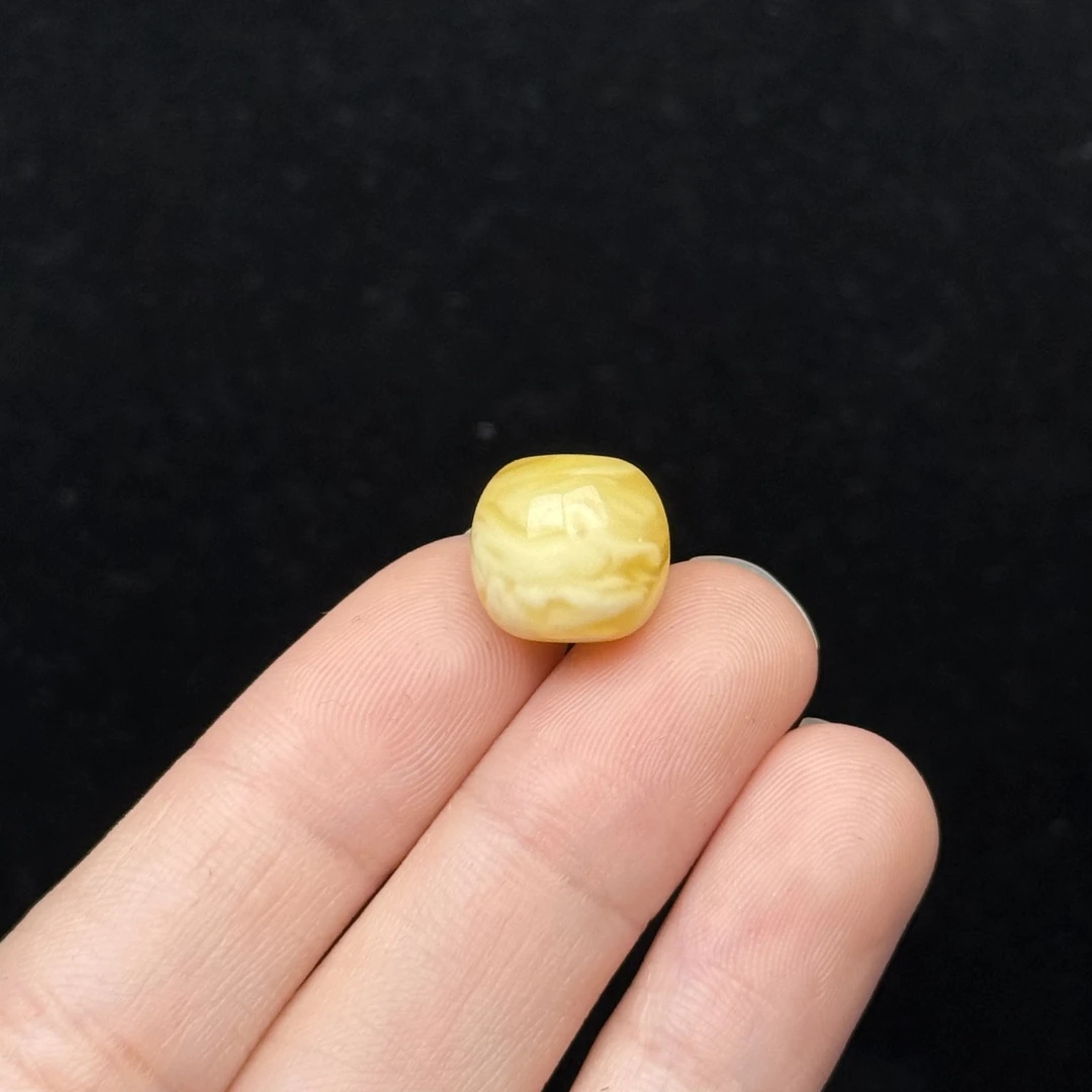 F3188天然原矿蜜蜡 满蜡鸡油黄墩子 12*11mm支持复检假一罚十