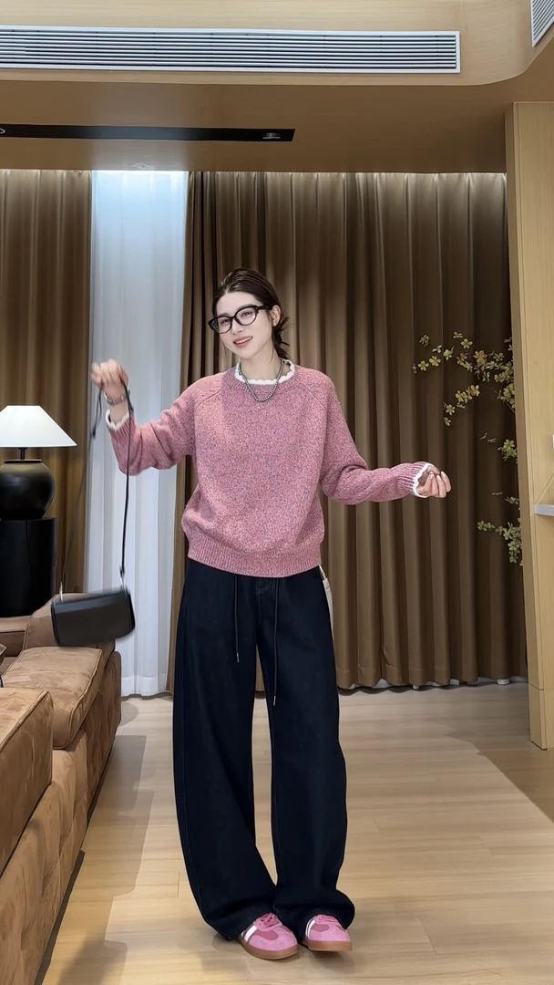 月月不吃鱼2025春款小众设计亮丝纱线花边领针织毛衣 2411B5193