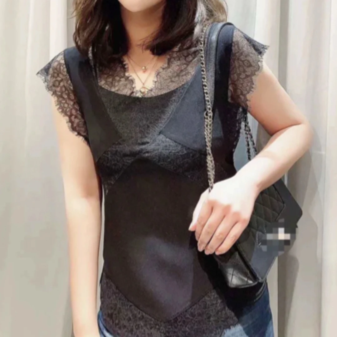 【商场同款】新款气质两面穿蕾丝边V领无袖打底衫背心T恤5300598