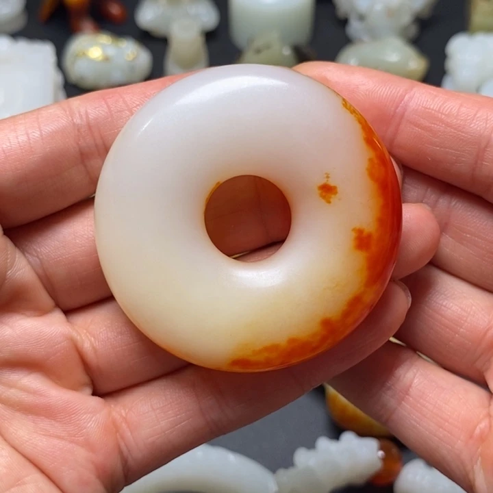 和田玉未镶嵌挂件用****哥