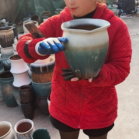 口20高23瑕疵一个盆子。