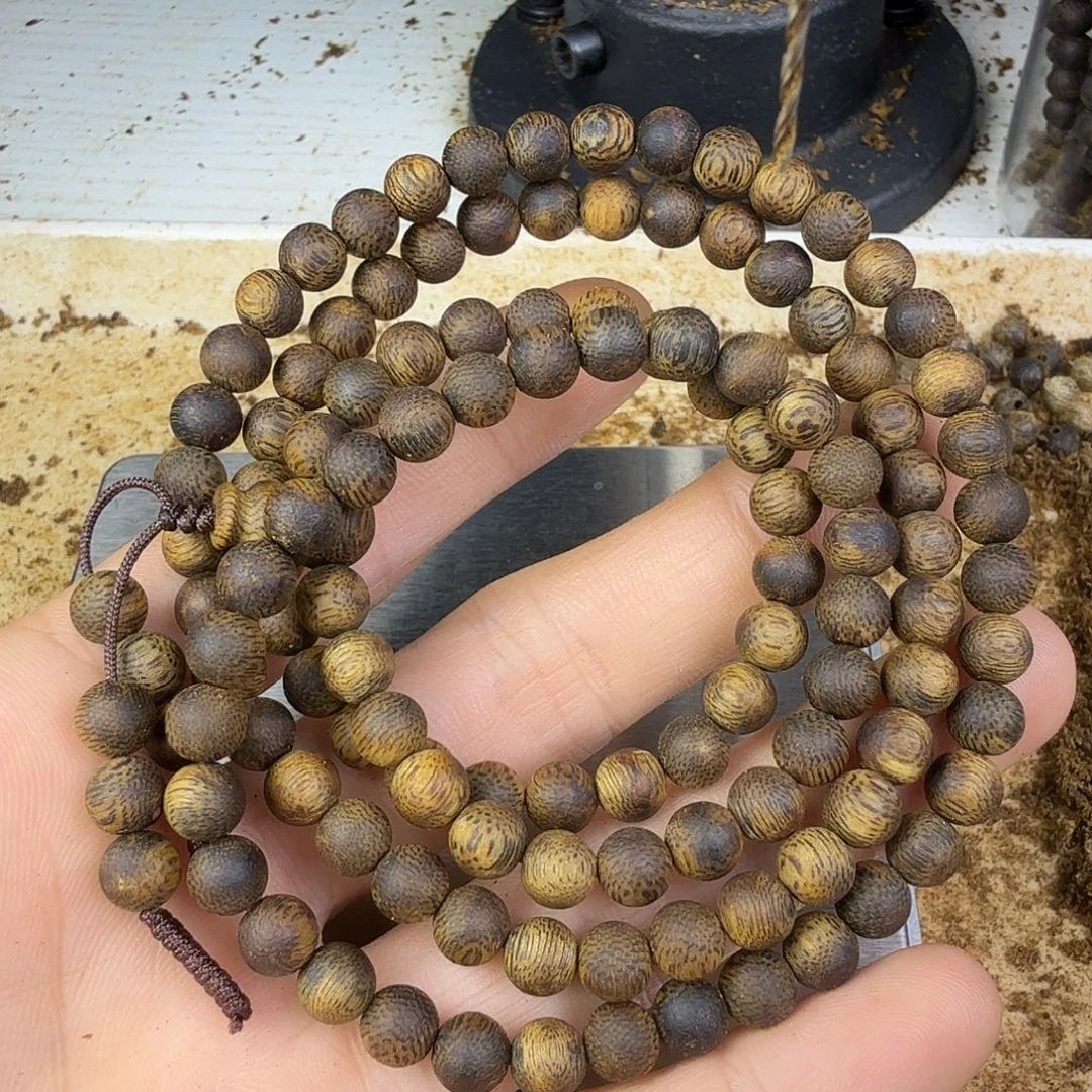 维***晟沉香沉香奇楠碎屑圆珠0.6多圈14克➕