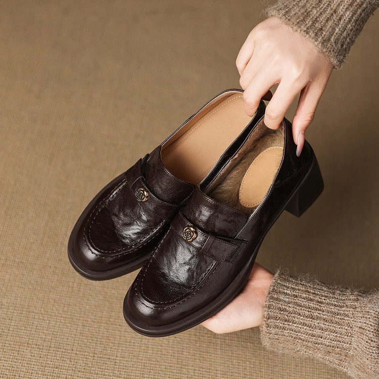 里外纯皮～头层羊皮6cm复古山茶花乐福鞋粗跟舒适软底单鞋春秋新款