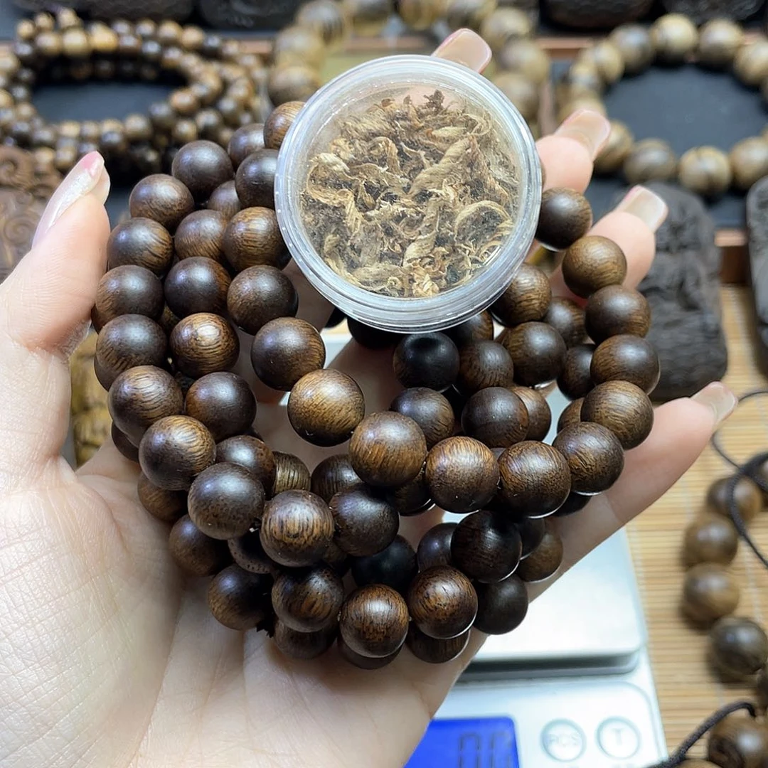 沉香碎屑沉香D****t越南富森红土1.0多圈