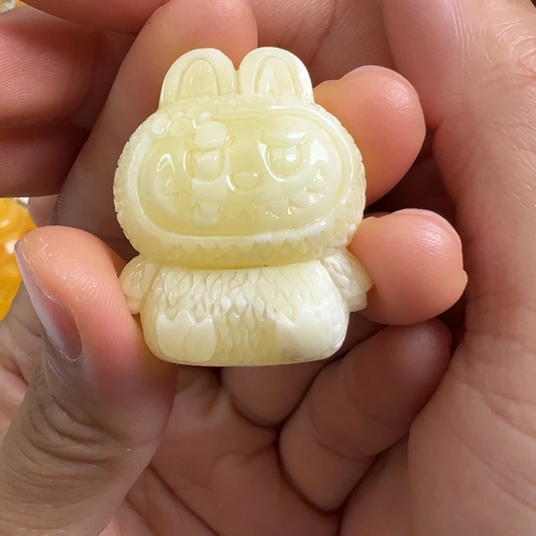 特***头蜜蜡未镶嵌裸石蜜蜡