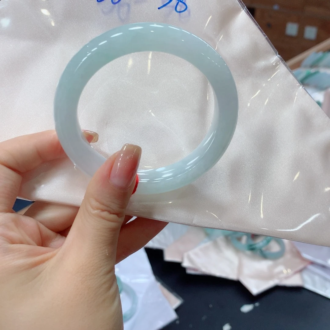 未镶嵌手镯翡翠*️****翡翠