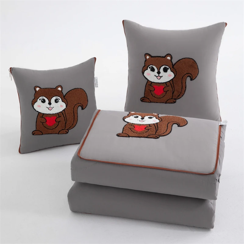 抱枕被子两用二合一四季通用汽车载卡通靠垫被办公室午睡休空调毯