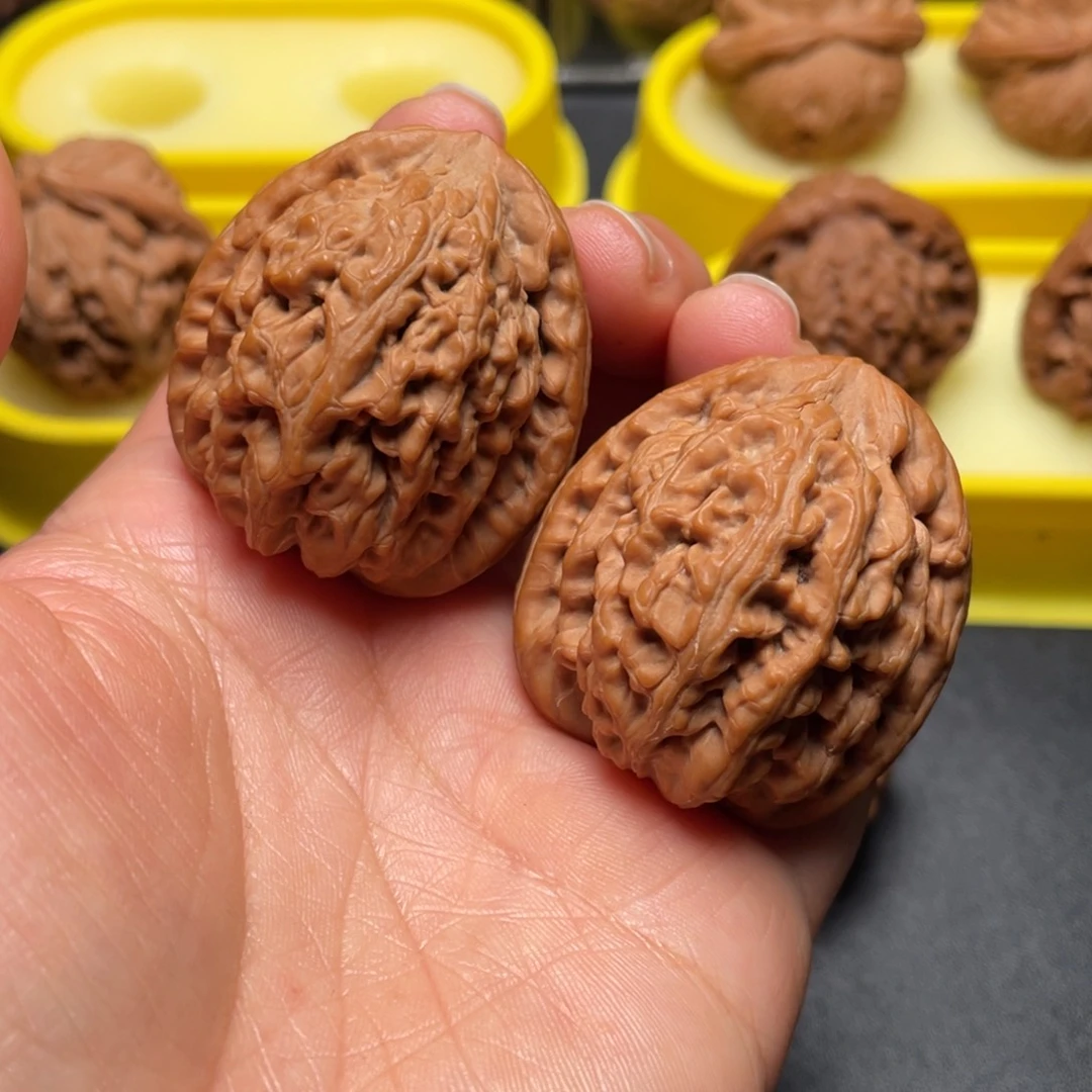 【闪购商品】把件文玩核桃A***九红锦鲤………