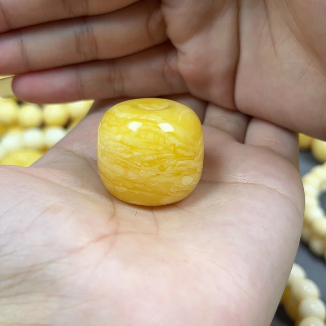 琥珀未镶嵌手串墩子