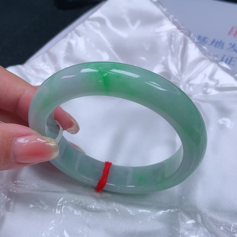 【闪购商品】未镶嵌手镯翡翠5554