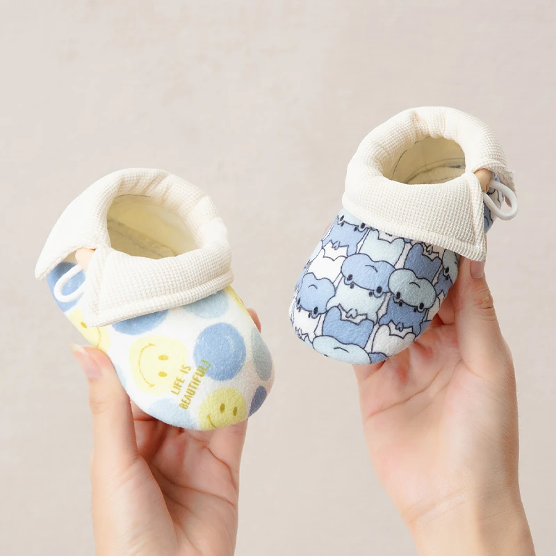 宝宝学步鞋冬季加绒加厚0-1岁新生儿防滑软底婴儿室内保暖地板袜