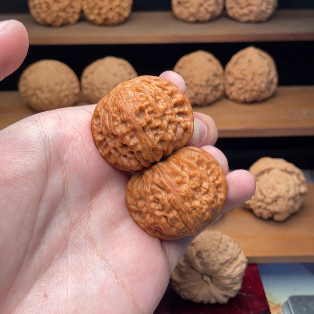 文玩核桃吊坠一**变40毕业磨盘