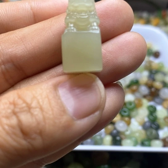 和田玉配件未镶嵌