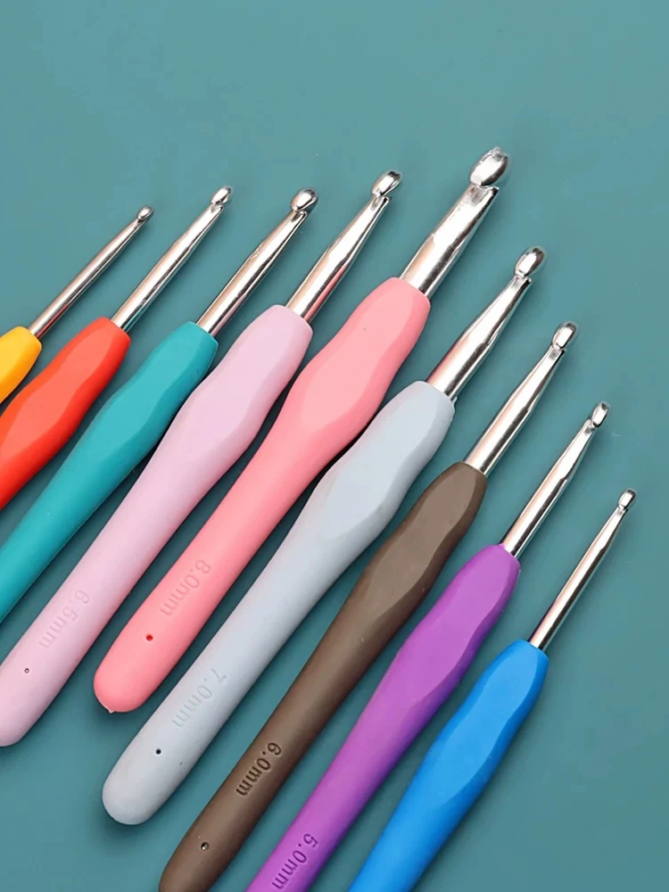 软柄钩针工具套装手工编织毛线团毛衣钩织包包玩偶帽子材料包勾针