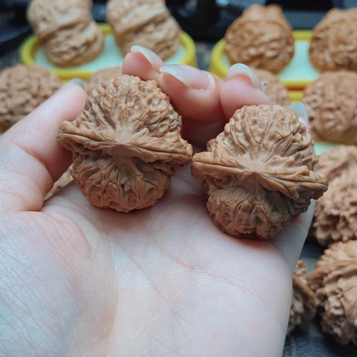 文玩核桃吊坠35➕河豚