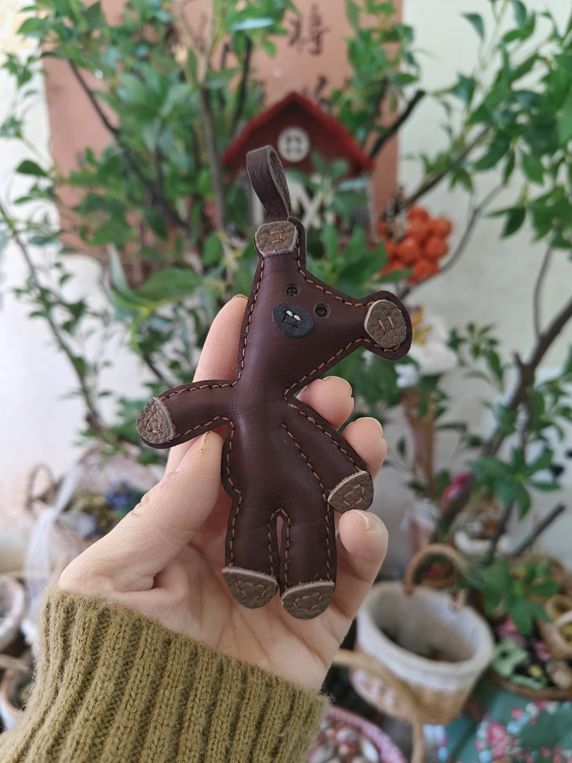 棕色憨豆熊头层牛皮手工缝制包小熊挂件钥匙扣可爱礼物纯皮真皮