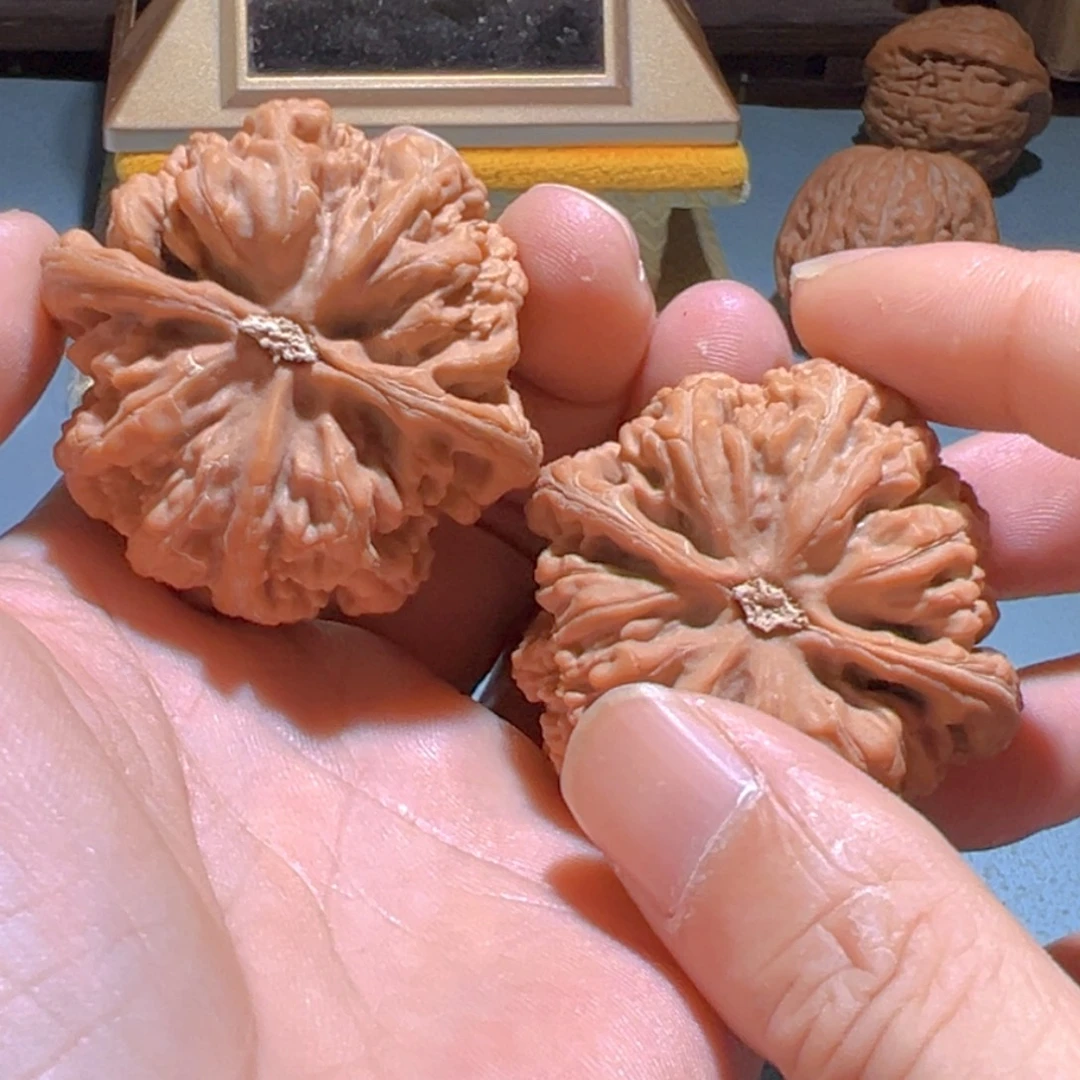 嘣***嚓文玩核桃把件平谷粗筋46