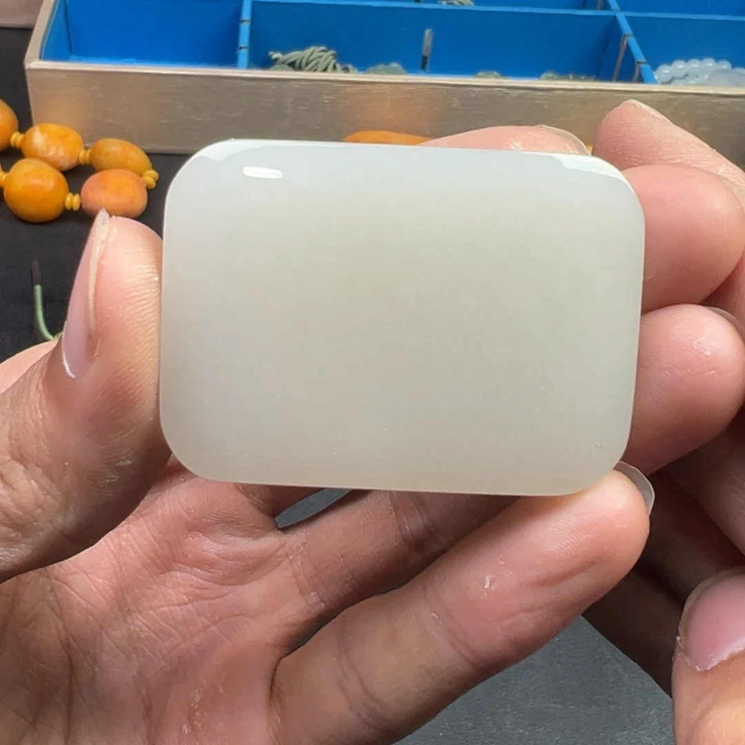 和田玉颈饰未镶嵌无事牌多样性拍一发一