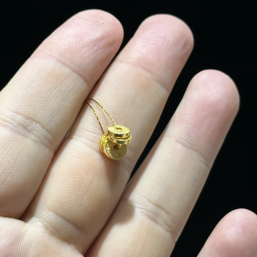 足金999 卡6 五帝币通孔 2.277