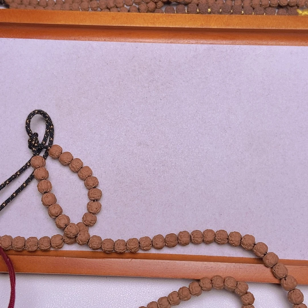 听***甜金刚菩提吊坠原装108