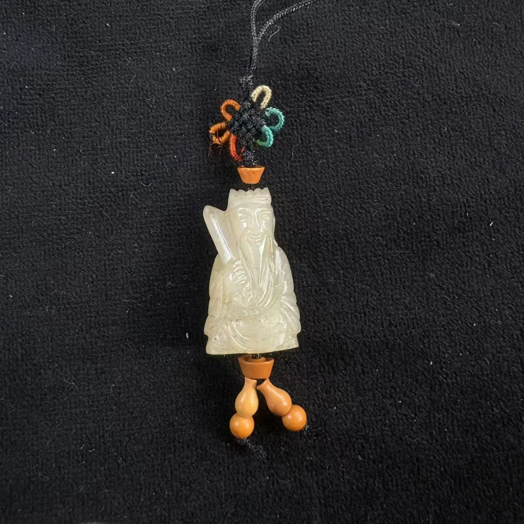 44F309   清  和田玉玉人吊坠