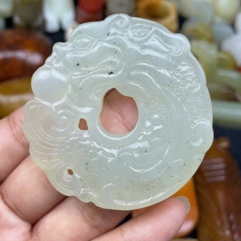 蛇纹石玉未镶嵌颈饰99