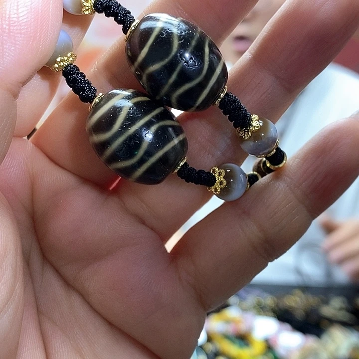 玛瑙/玉髓颈饰合金多样性发其一