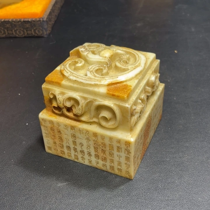 一物一图发货支持七天无理由。底槽青