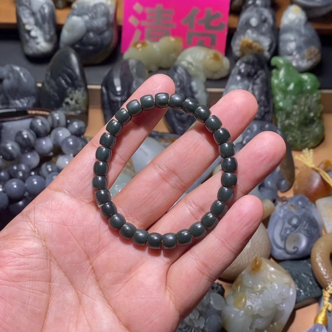 未镶嵌和田玉把件