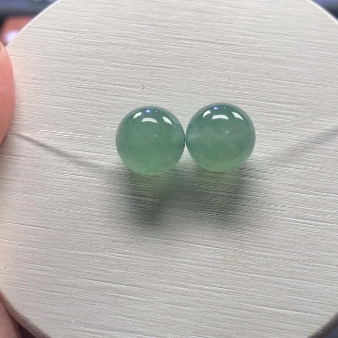 翡翠未镶嵌手链13mm湖水绿