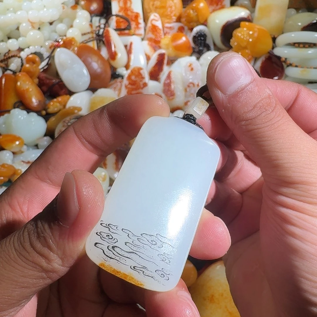 和田玉未镶嵌挂件