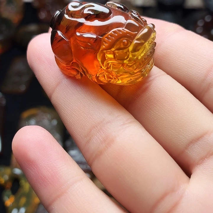 琥珀颈饰未镶嵌8.5