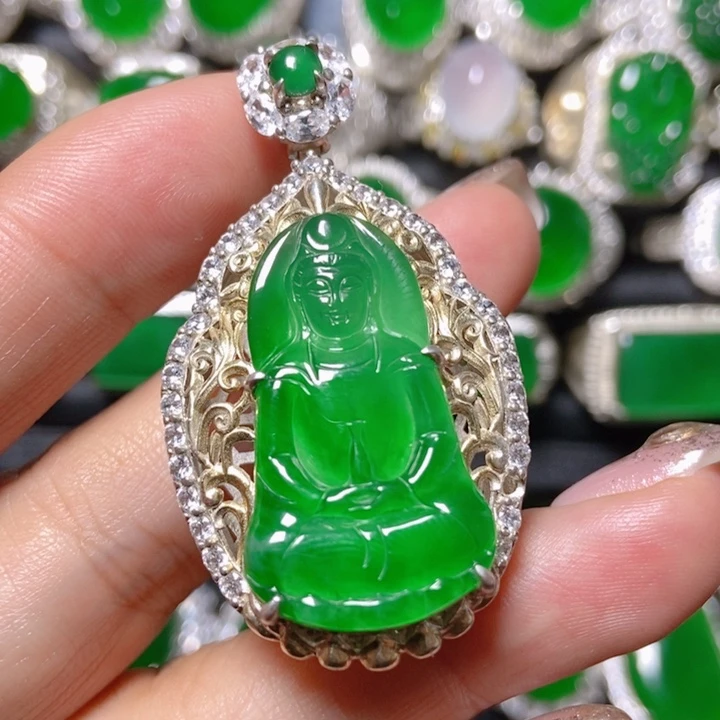 翡翠银S925镶嵌颈饰翡翠