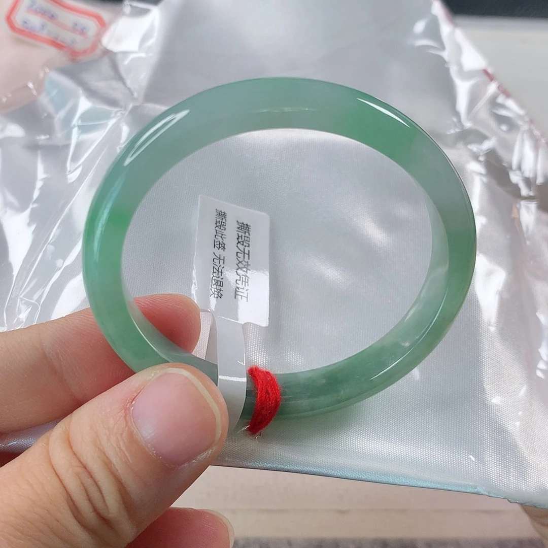 未镶嵌手镯（贵妃镯）翡翠 正圈戴49圈⑦⑧