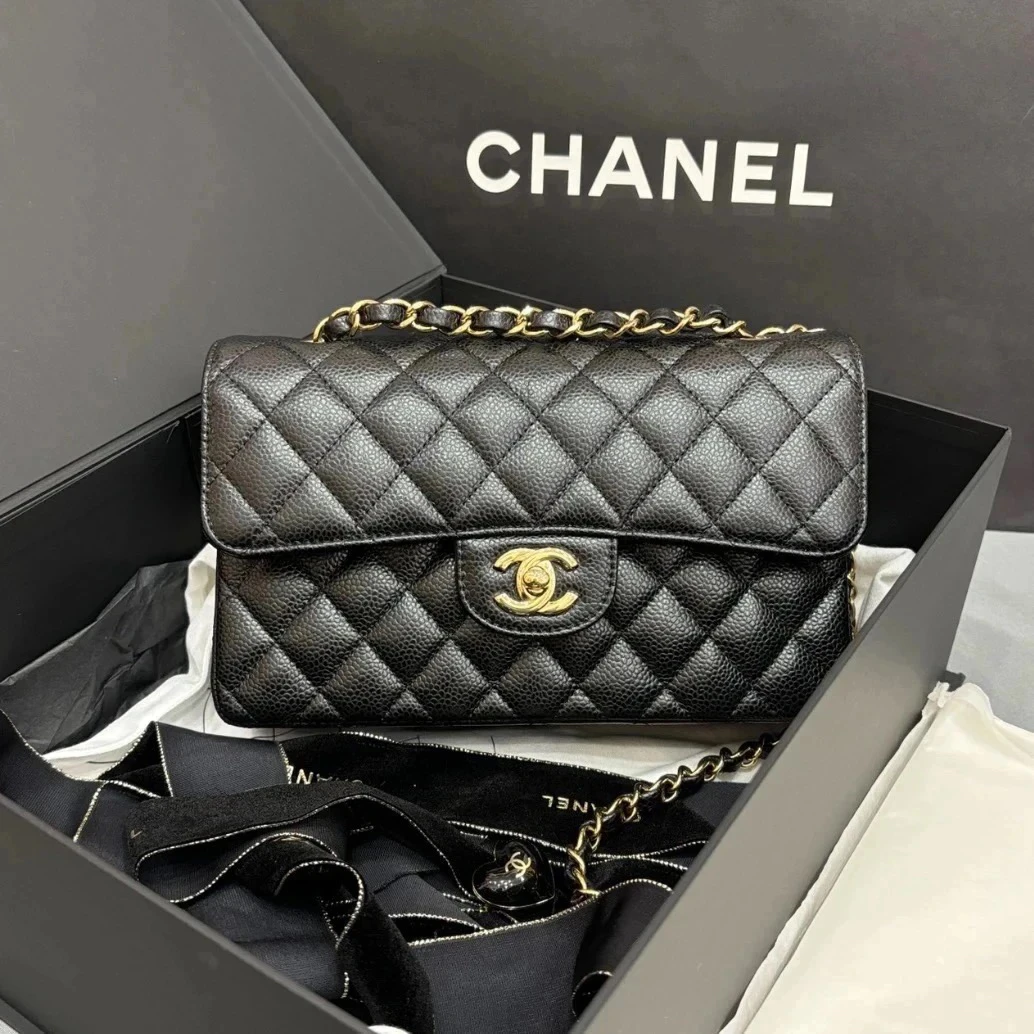 全新未使用 Chanel/香奈儿 黑金CF小号 芯片款 菱格纹经典口盖包