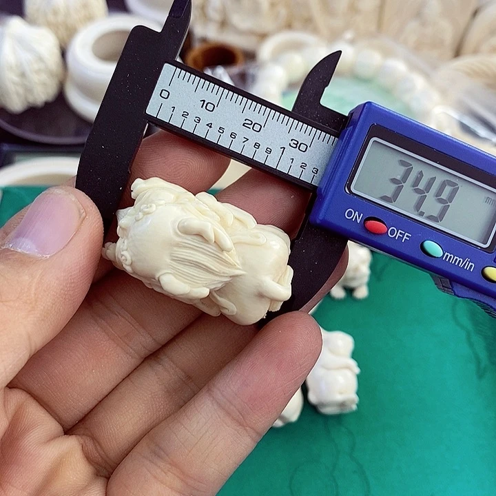 把件柏香籽/百香籽麒麟