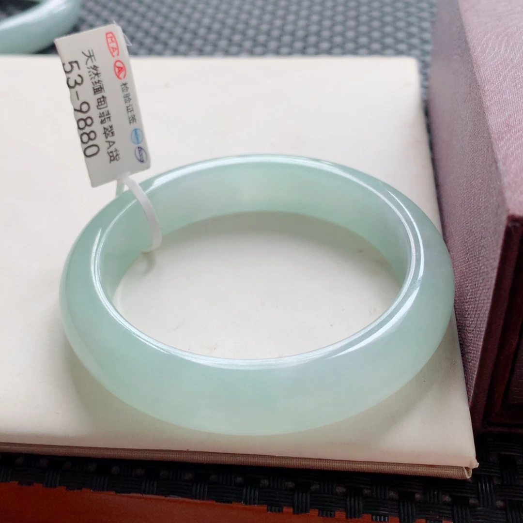 翡翠未镶嵌手镯翡翠手镯