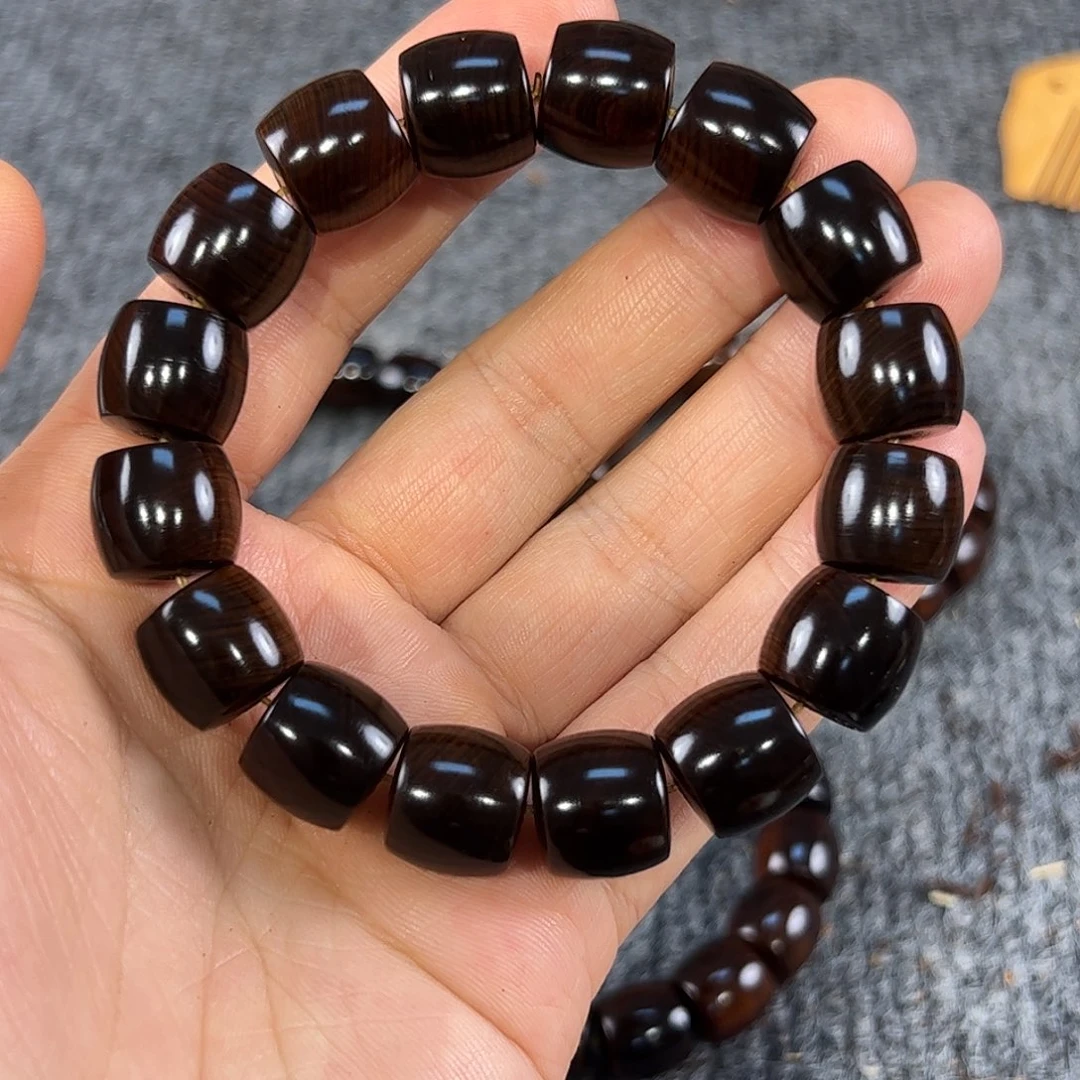 崖柏太行崖柏崖窝（天品）特殊品崖窝黑珍珠，国工13/14直切骨珠