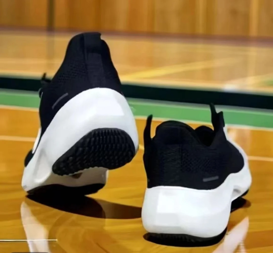 吸汗耐磨休闲健步女男小道跑步鞋缓震夏季减震飞织