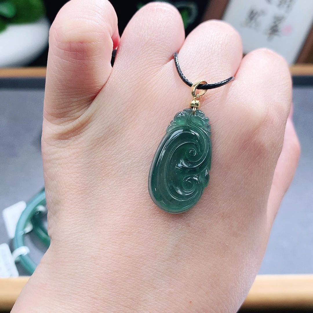 翡翠手镯（圆镯）未镶嵌