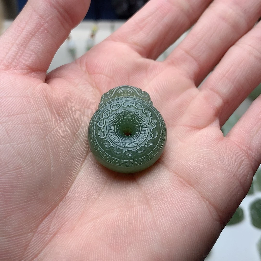 和田玉颈饰未镶嵌蘑*