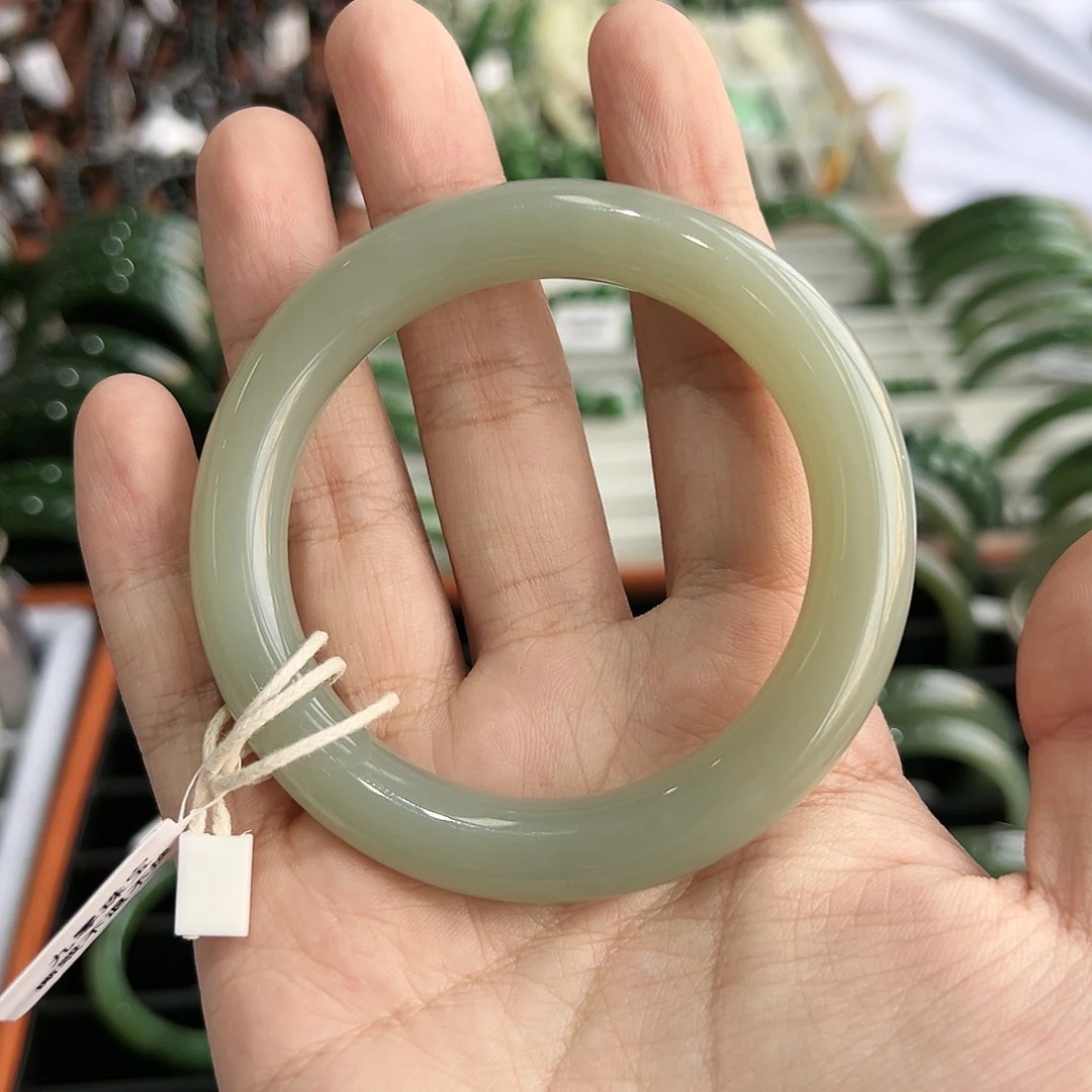 和田玉手镯未镶嵌蒙****飞A0006-57